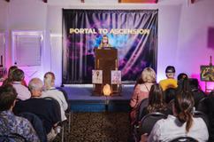 Main Stage Speaker