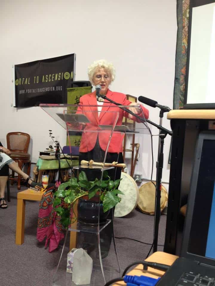 Cosmic Reunion 2012, photograph 6